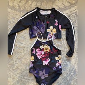 Wonder Nation girls swimsuit